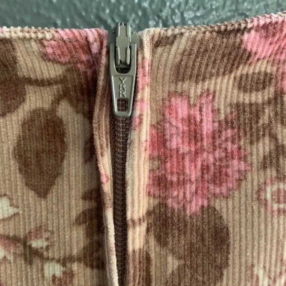 Laura Ashley - Picture 11 of 14